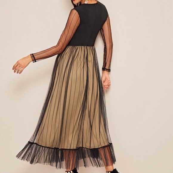 Elegant Dress - Picture 2 of 3